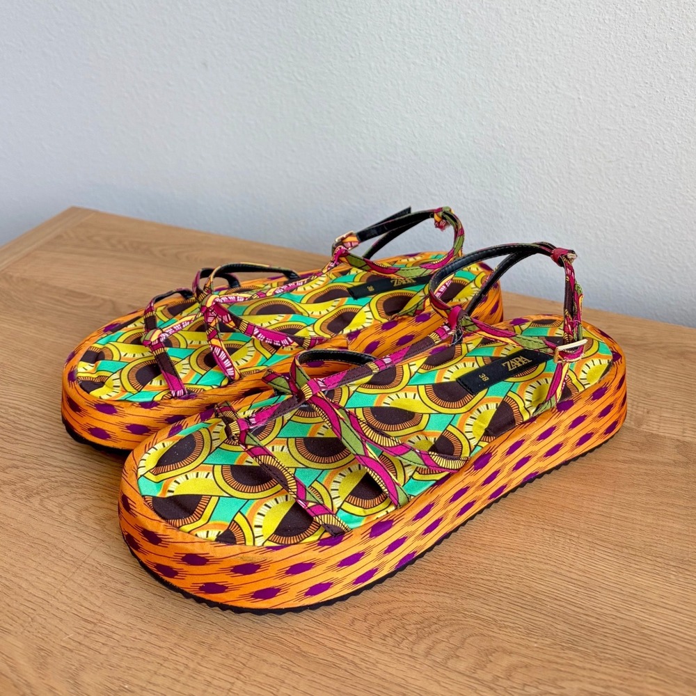 Zara Womens Multi Color Geometric Print Strappy Platform Sandals Size 38